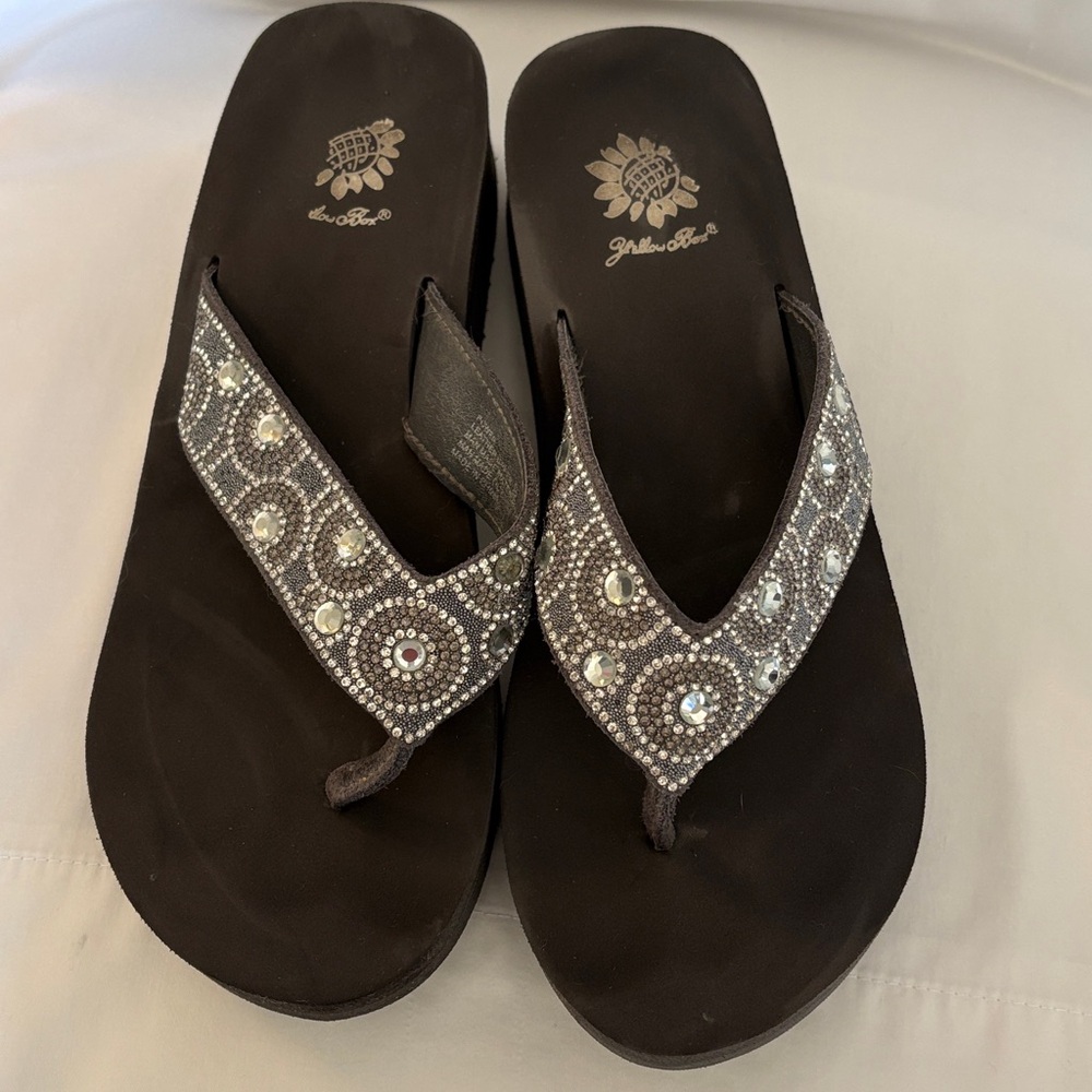 Yellow Box dark grey and Silver Embellished Sandals - Picture 5 of 8